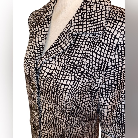 Chicos Women’s Windowpane Blazer/Jacket w/Pebble Pattern in BLK & OFF WHT SZ 1 - Picture 3 of 6